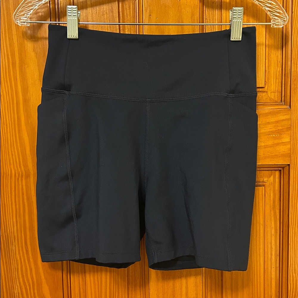 Girlfriend Compressive Run Shorts With Pockets